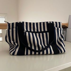 Super cute beach bag